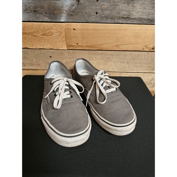 Vans Other - VANS Gray & White Men's Shoes / Sneakers US Size 11 Off the Wall